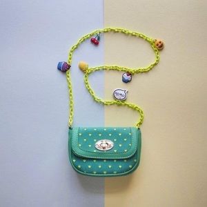 Me Oui: Emjoi crossbody purse for Girls
